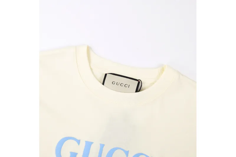 Gucci T-Shirt with LOGO