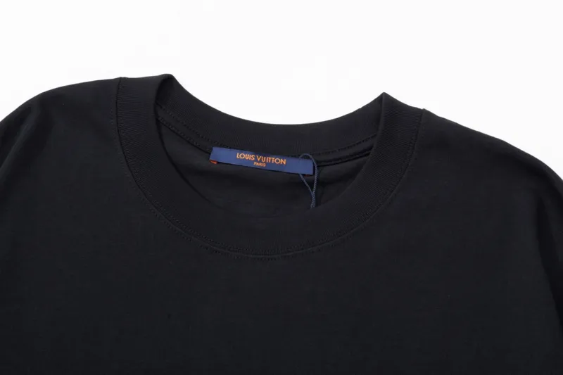 Louis Vuitton LV T-Shirt 204851