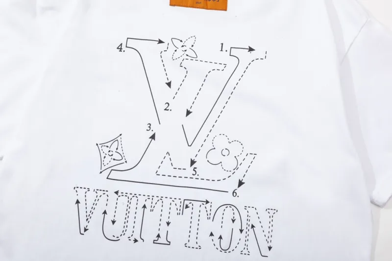 Louis Vuitton LV T-Shirt 204853