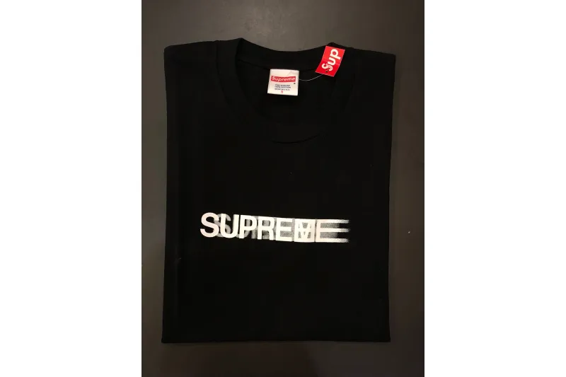 Supreme B352