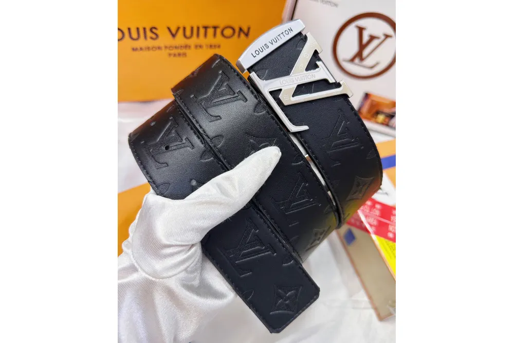 Louis Vuitton LV 38mm Belt 110497