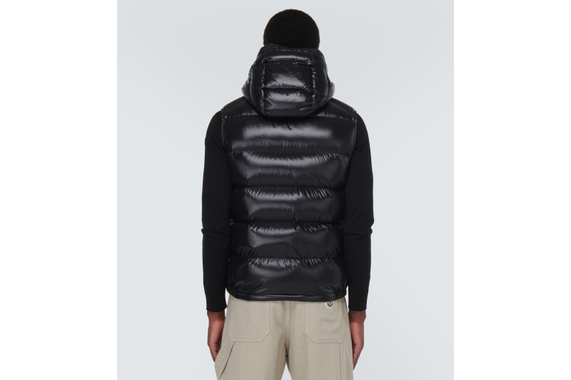 Moncler Bormes Down Vest Black