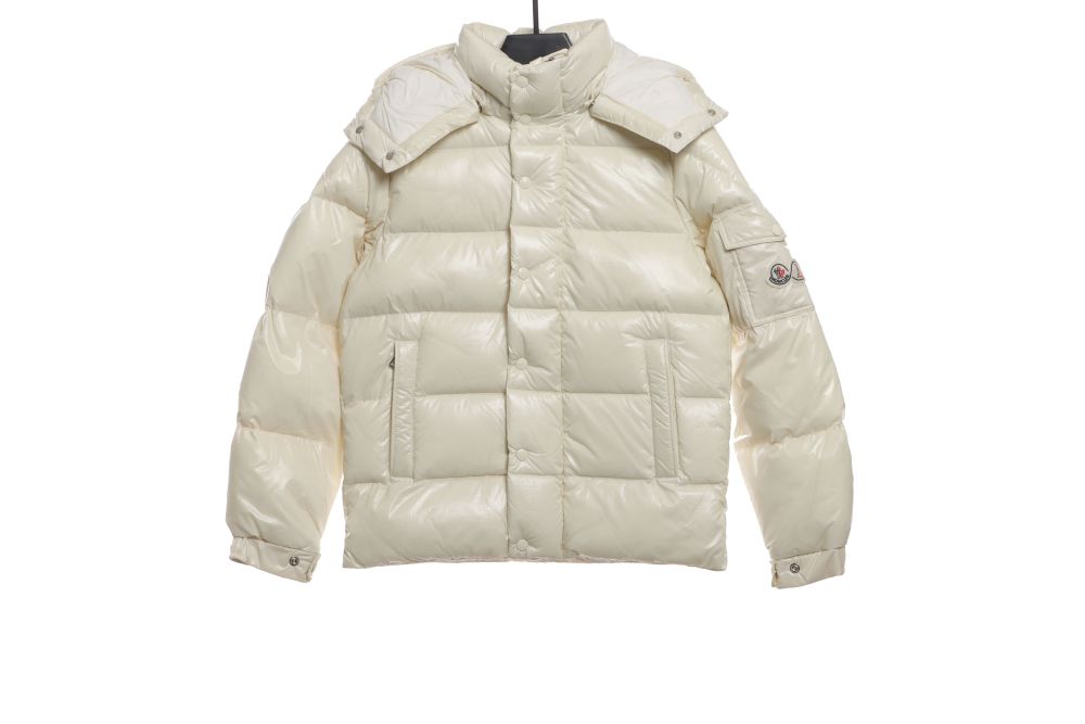 Moncler Maya 70 Short Down Jacket White