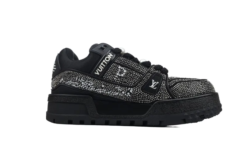 RSOUTFIT Louis Vuitton LV Trainer Maxi Sneaker All Black Diamond