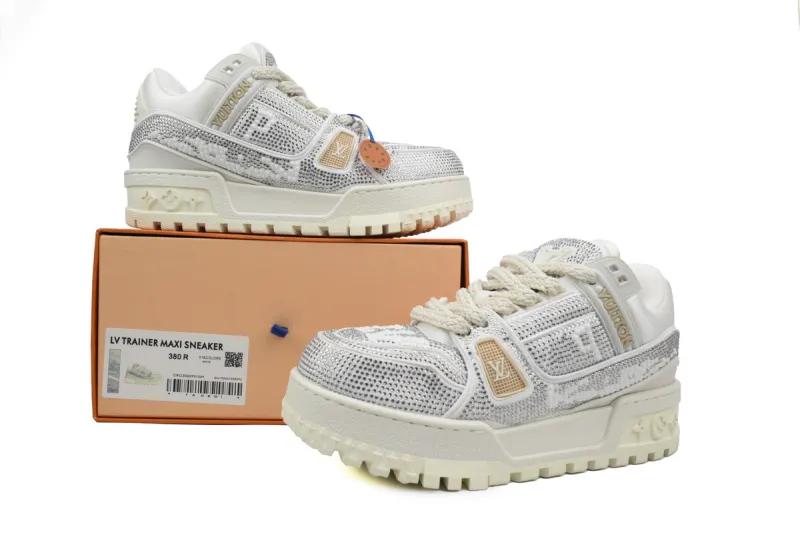 RSOUTFIT Louis Vuitton LV Trainer Maxi Sneaker White Khaki Diamond