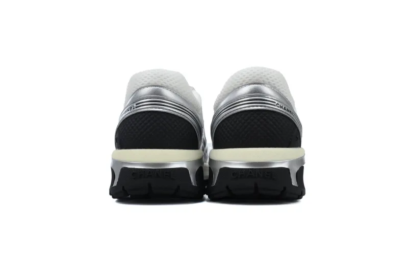 Chanel Wmns CC Logo Sneaker White Silver G39792 Y56368 K5451