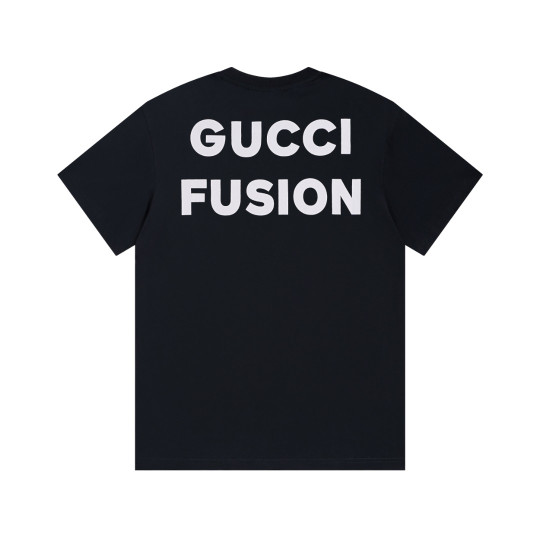 Gucci Logo T-Shirt 02