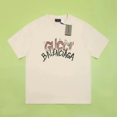 Gucci Logo T-Shirt 05 01