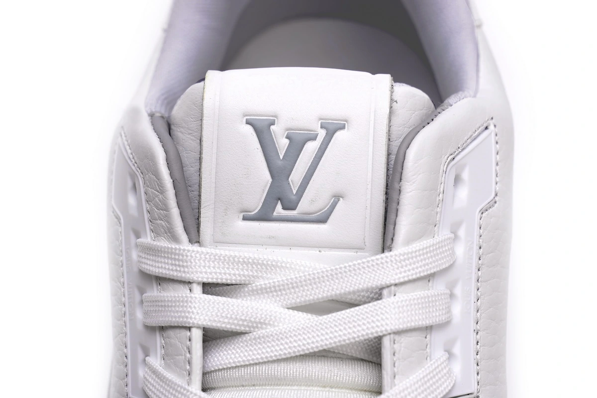 Louis Vuitton LV Trainer White Litchi Pattern FD0221