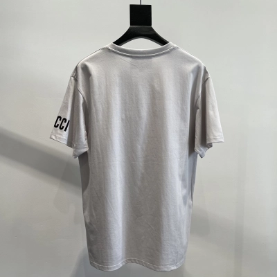 Gucci Logo T-Shirt 07 02