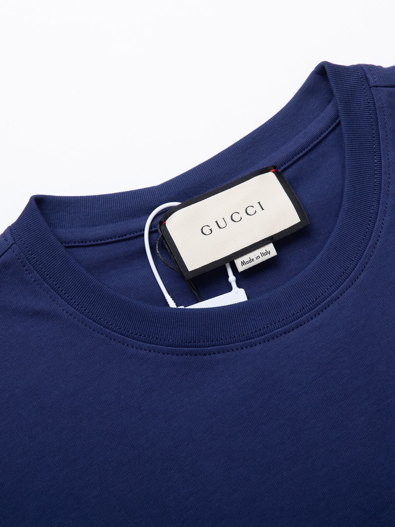 Gucci Logo T-Shirt 08