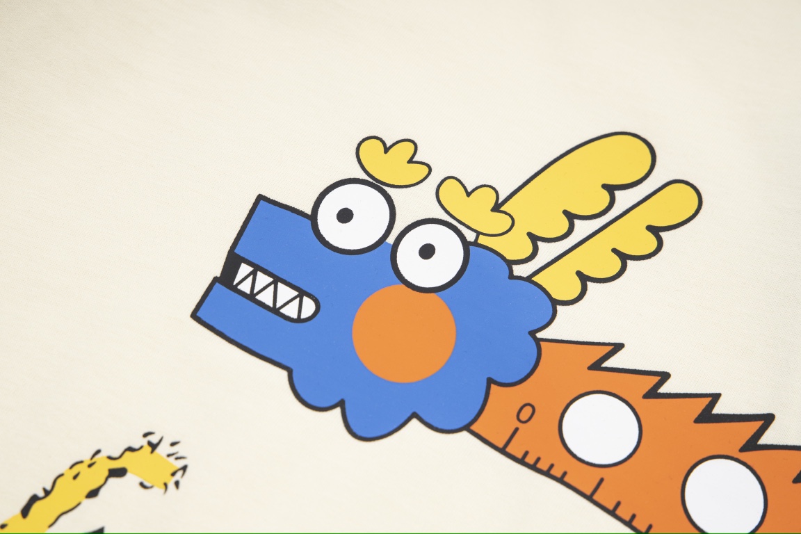 Gucci Loong Logo T-Shirt