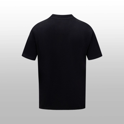 Gucci Loong Logo T-Shirt 02
