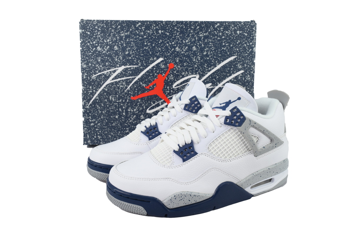 jordan 4 Retro Midnight Navy fake
