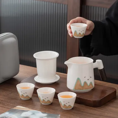 High-end Travel Tea Set With One Pot And Four Cups 02