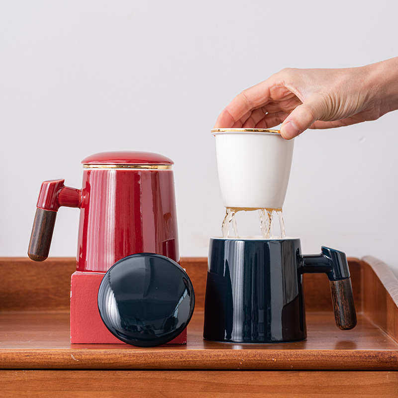 Jade Porcelain Tea Cup With Filter And Separation