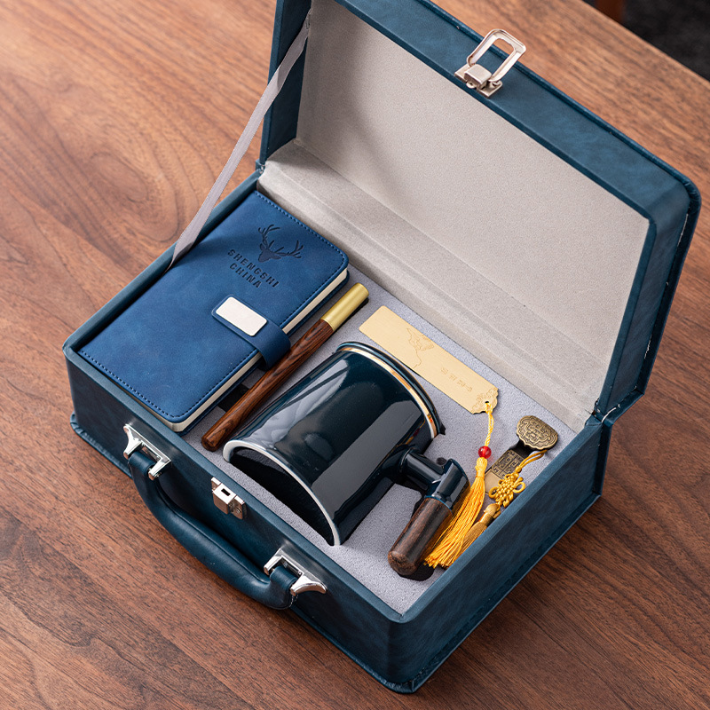 Jade Porcelain Tea Cup With Filter And Separation