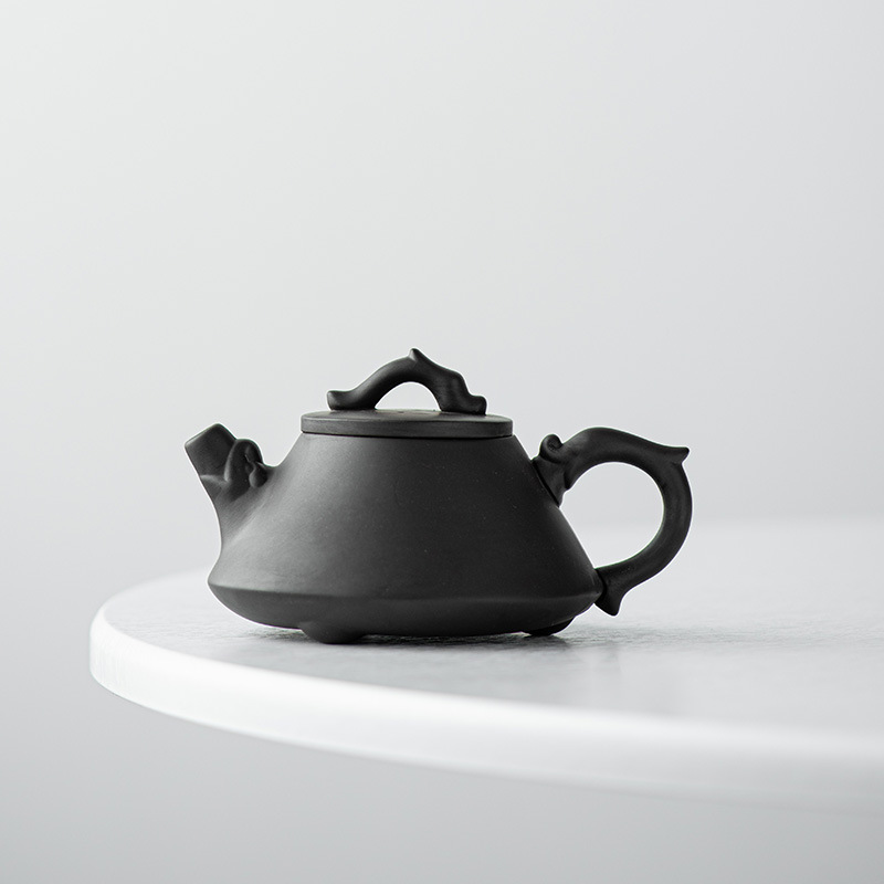Fine Chinese Element Purple Clay Teapot