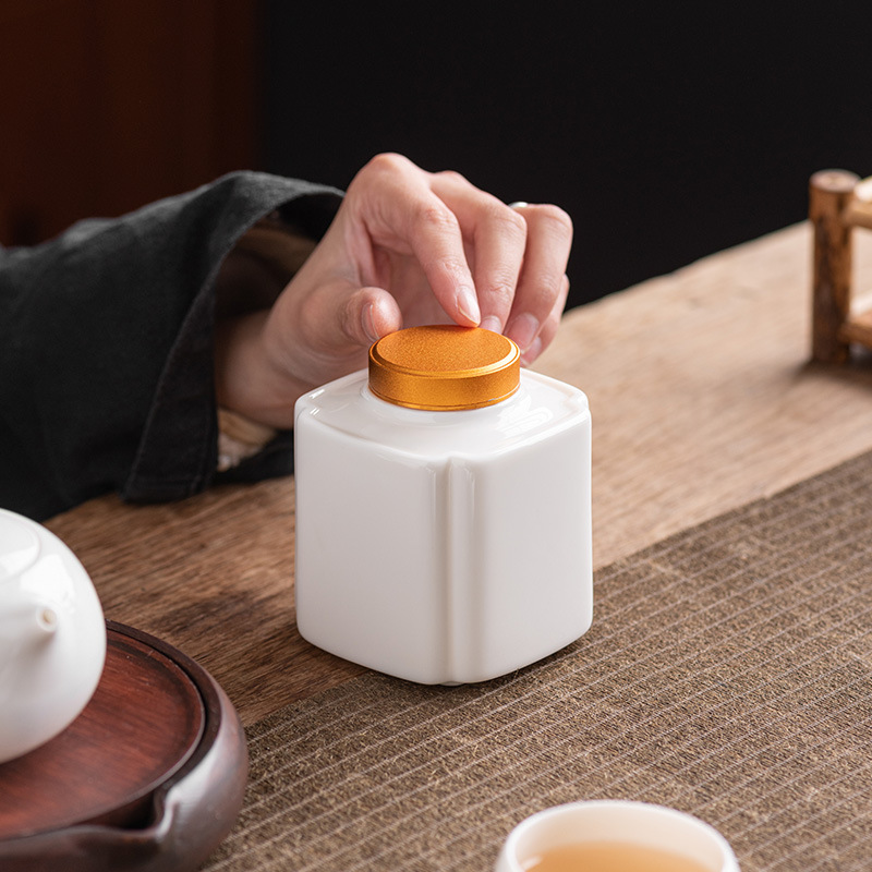 Mutton Fat Jade Tea Sealed Can