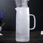 Square Handle Straight Borosilicate Glass Cold Water Pitcher