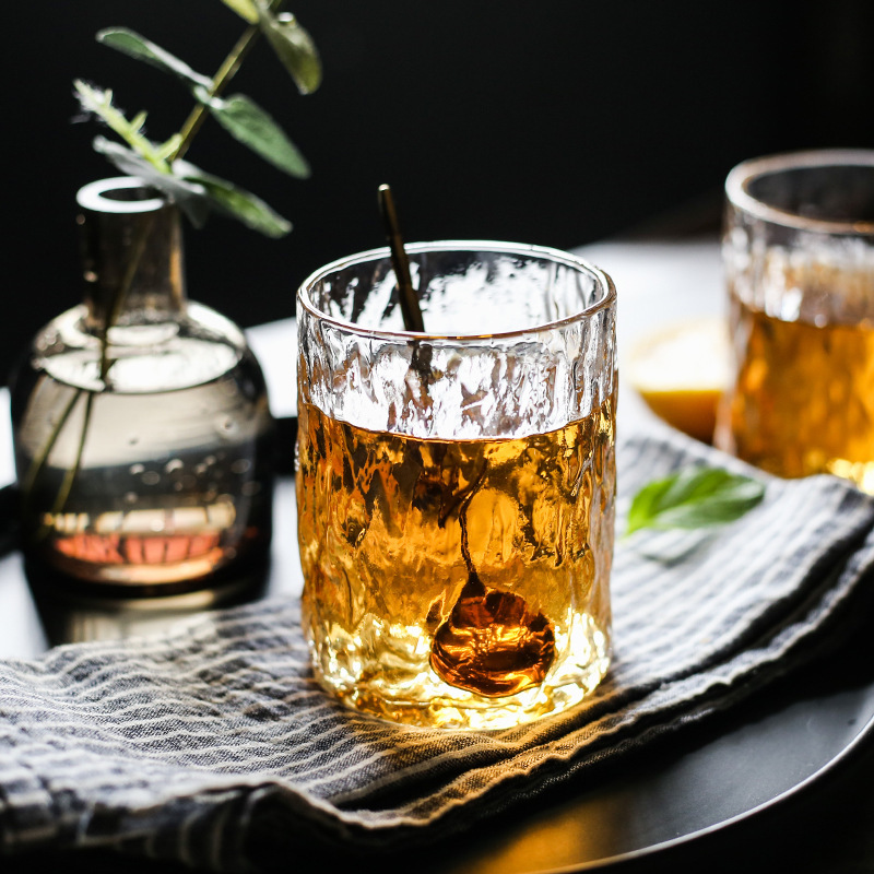 High Borosilicate Glass Hammer Pattern Cold Drink Cup