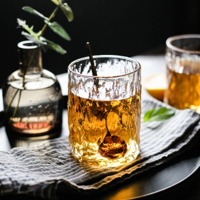 High Borosilicate Glass Hammer Pattern Cold Drink Cup 02