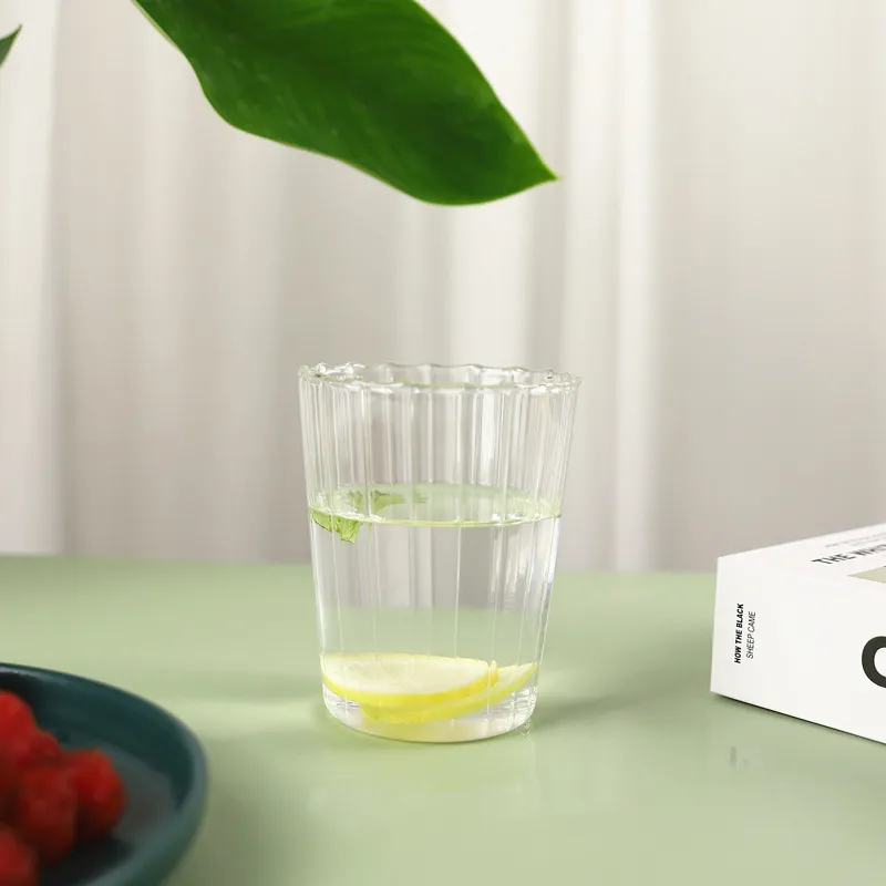 High Borosilicate Glass Vertical Pattern Single Layer Cup