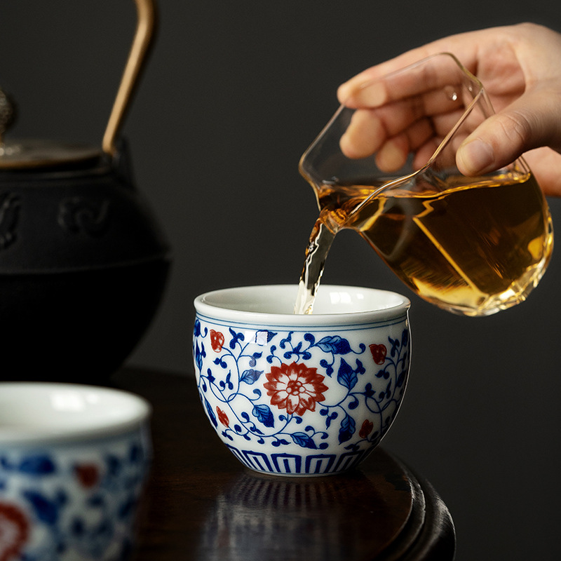 Blue And White Landscape Tea Cup Ceramic Kung Fu Tea Cup 3
