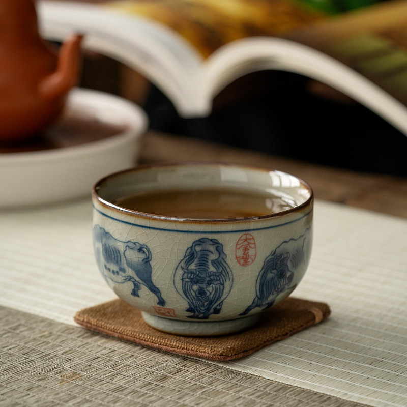 Blue And White Landscape Tea Cup Ceramic Kung Fu Tea Cup 7