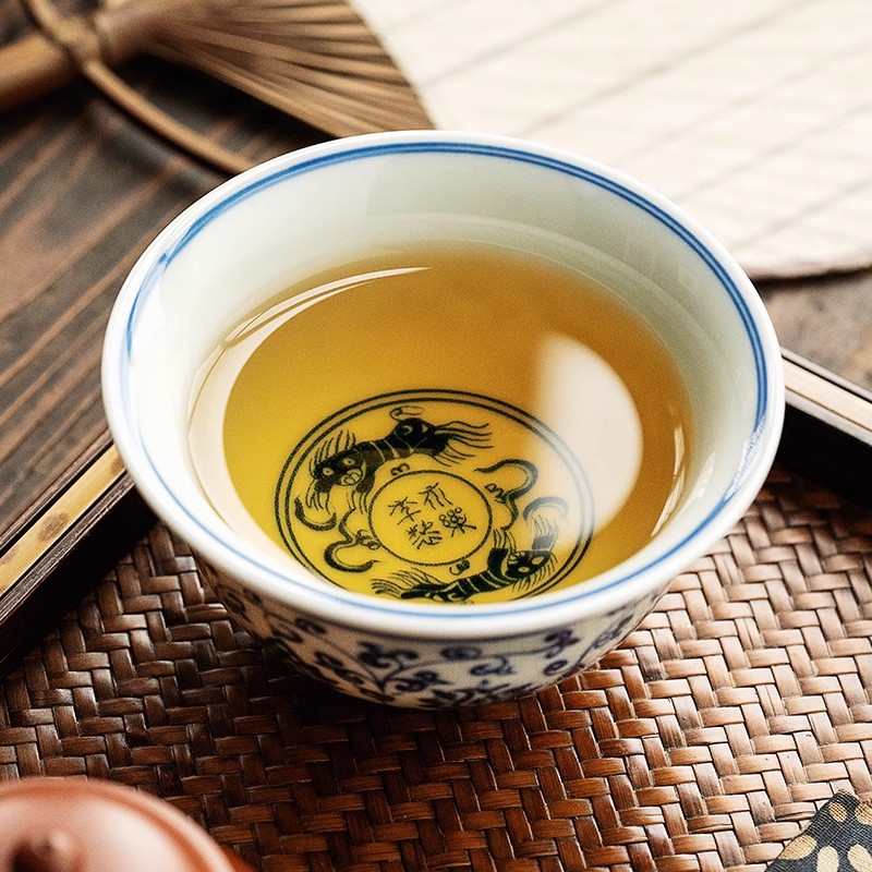 Blue And White Landscape Tea Cup Ceramic Kung Fu Tea Cup 2