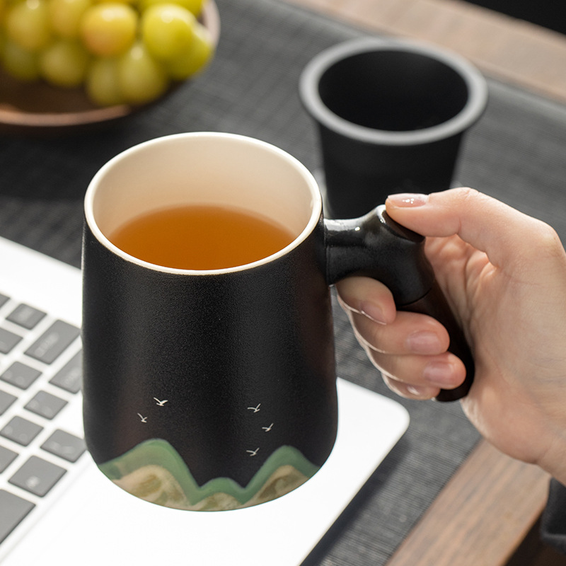 Landscape Painting Office Cup Tea And Water Separation Ceramic Water Cup