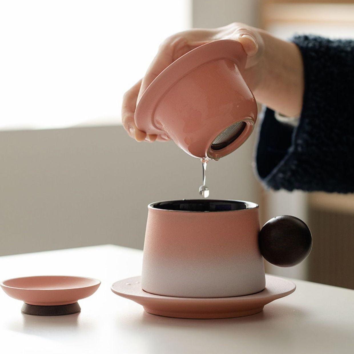 Simple Ceramic Tea And Water Separation Cup With Lid 4