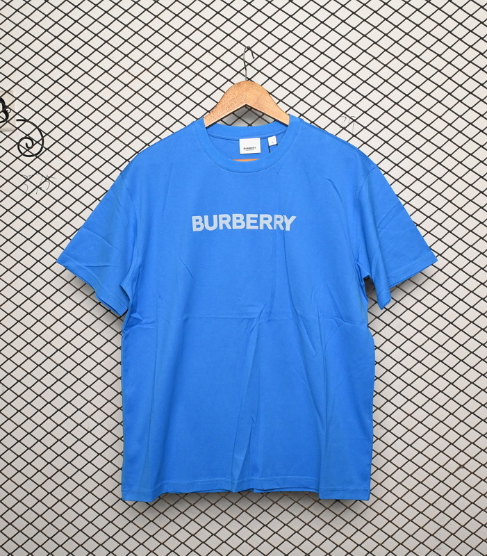 Burberry SS23