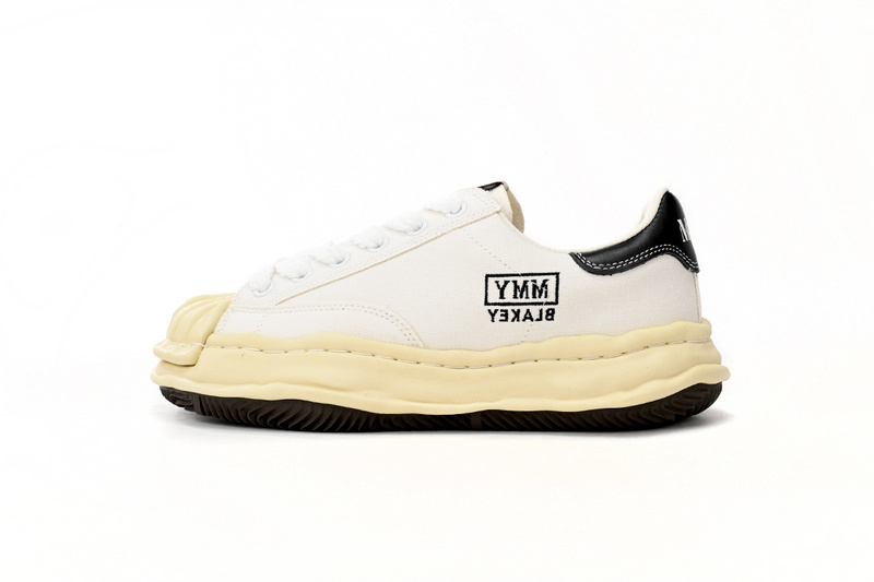 PK God Batch MIHARA YASUHIRO White And White Yellow Black Background NO.785