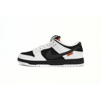 PK God Batch TIGHTBOOTH x Nike SB Dunk Low Panda Co Branding FD2629-100 01