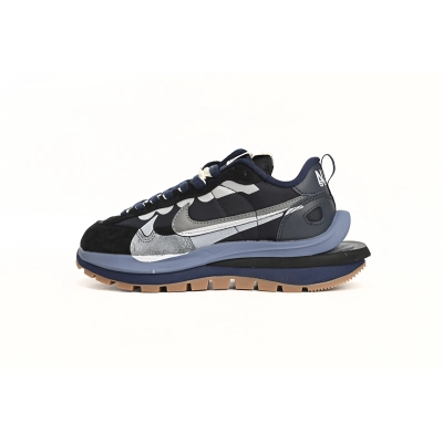 PKstockx Sacai x Nike VaporWaffle Sesame and Black Blue Silver DD1875-700 01