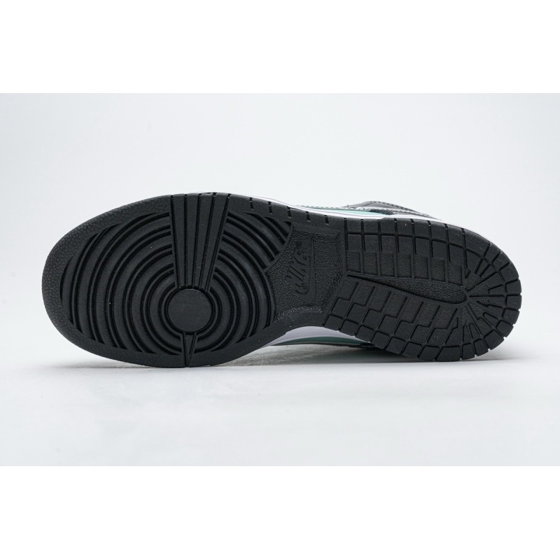 PK God Batch Nike Dunk SB Low Diamond Supply Co. 304292-402