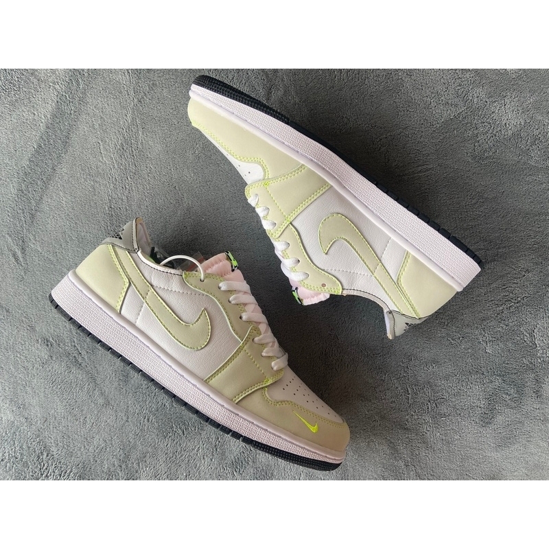 PKstockx Air Jordan 1 Retro Low White Ghost Green Black DM7837-103