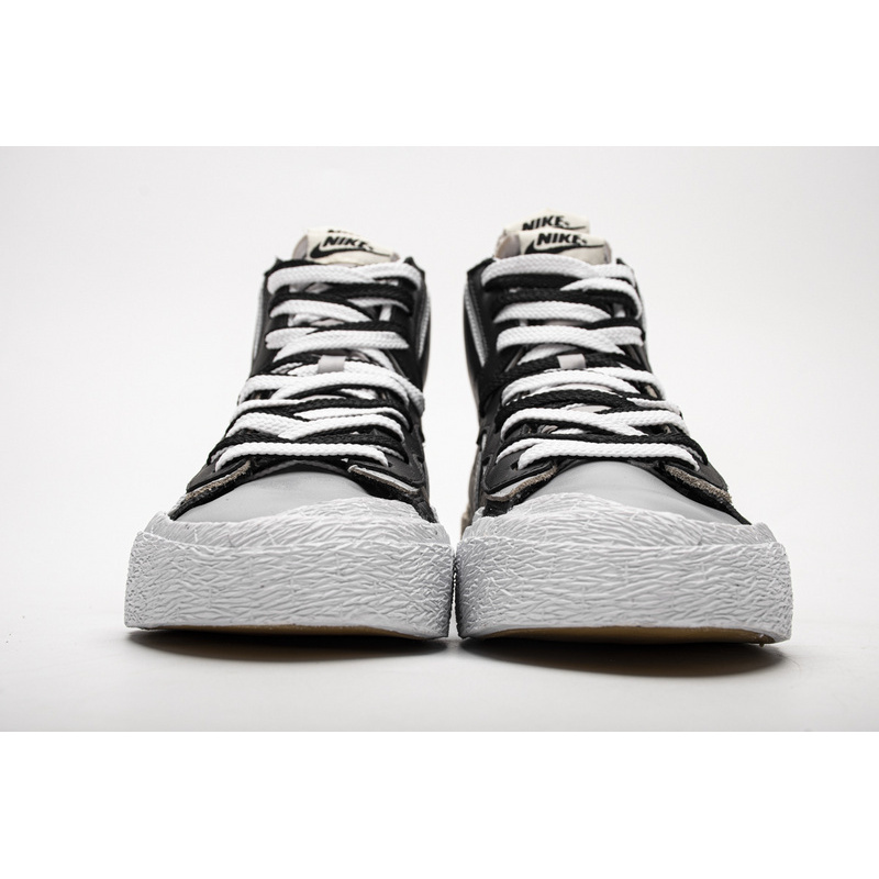Pkstockx BV0072-002 Sacai x Nike Blazer Mid Black Grey