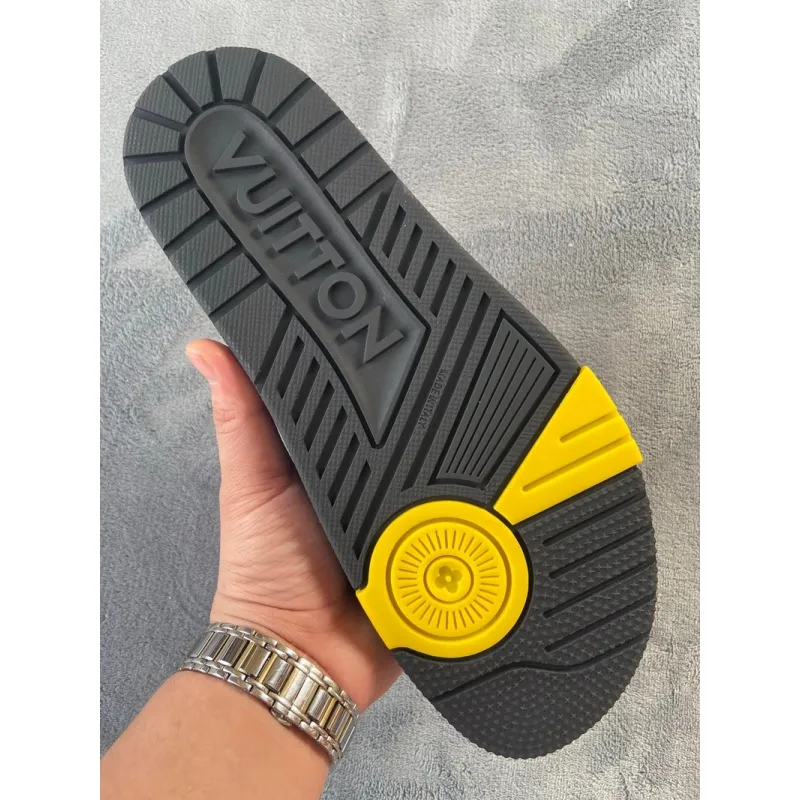 Pkstockx LOUIS VUITTON Trainer Black Yellow