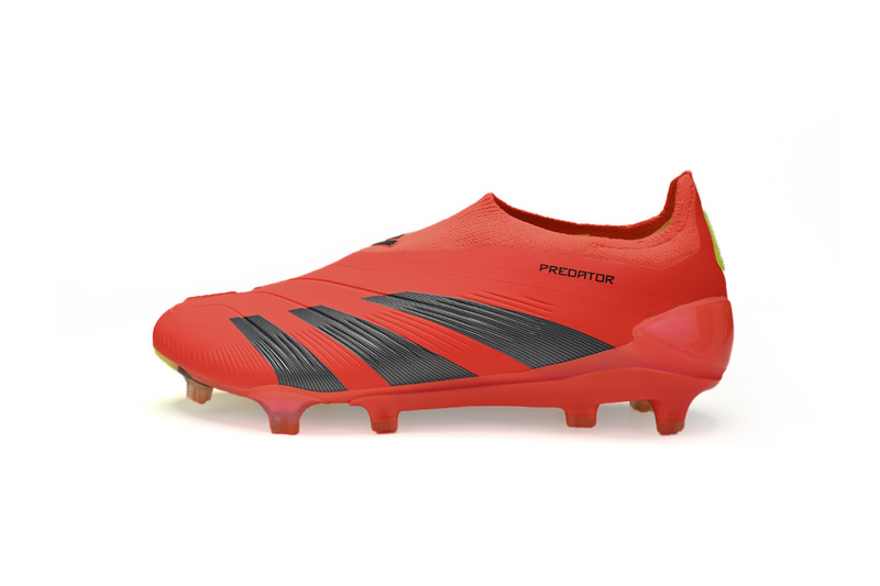 IG7712 Adidas Predator Mutator 20.1 Low Black Red