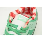 PK God Batch CONCEPTS × Nike Dunk SB Seaweed Green Lobster BV1310-303