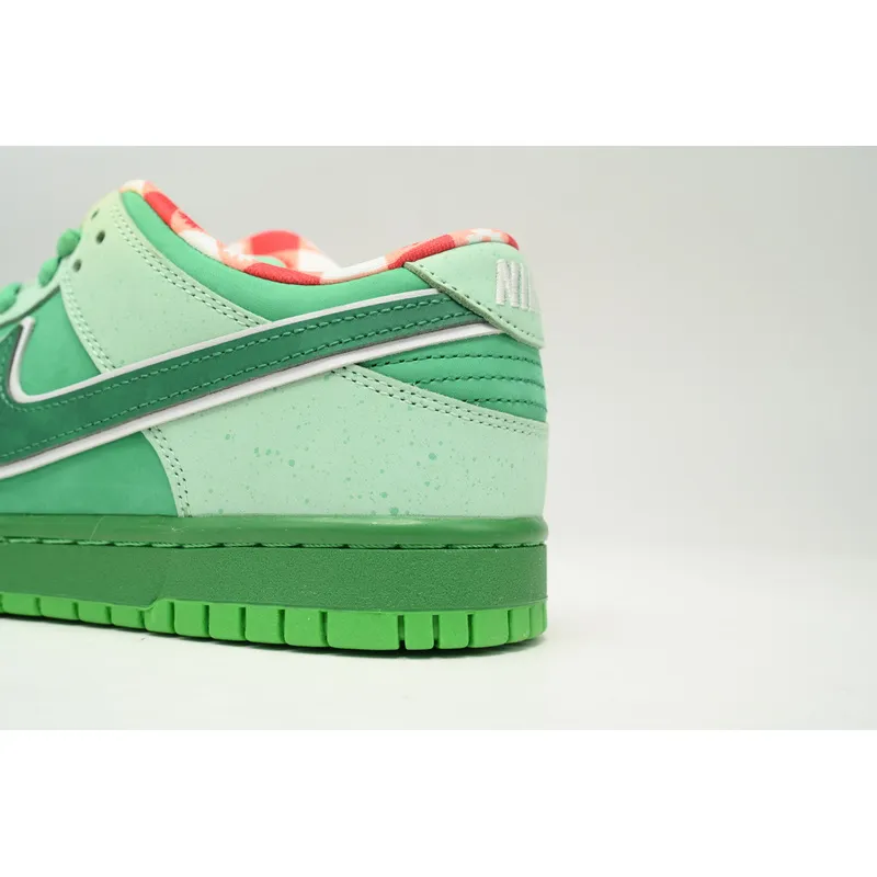 pk god batch concepts × nike dunk sb seaweed green lobster bv1310-303