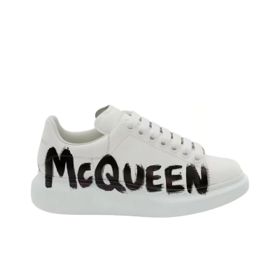PK God Batch Alexander McQueen Oversized Graffiti White Black 02