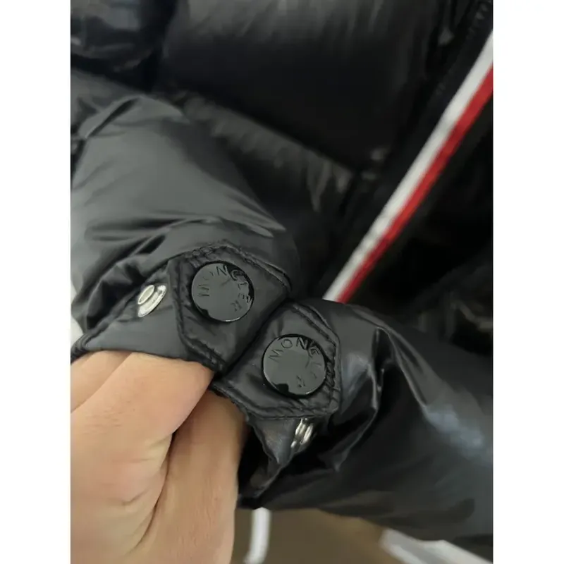 MONCLER Montbeliard Down Jacket (NFC)