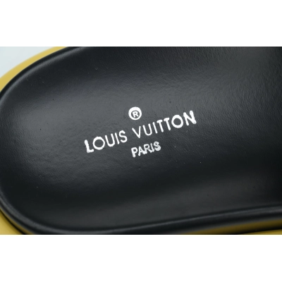 PK God Batch LOUIS VUITTON Pool Pillow Comfort  02