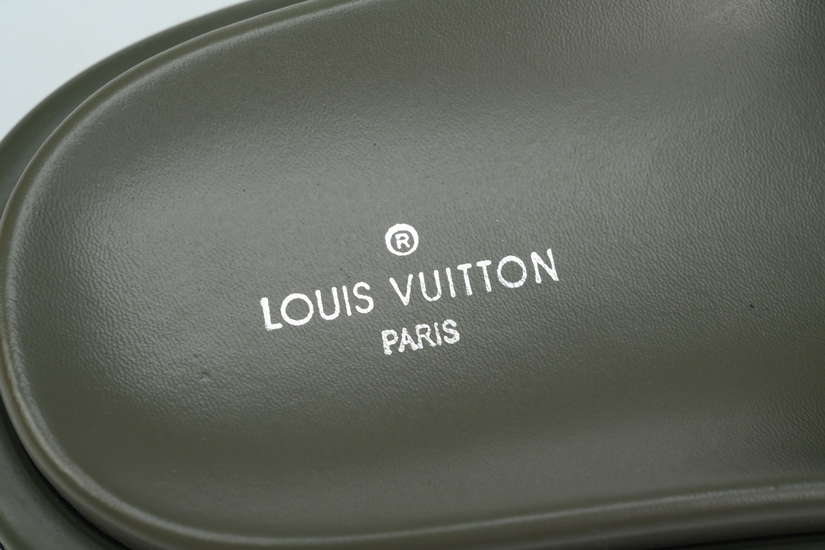PK God Batch LOUIS VUITTON Pool Pillow Comfort Army Green Relief
