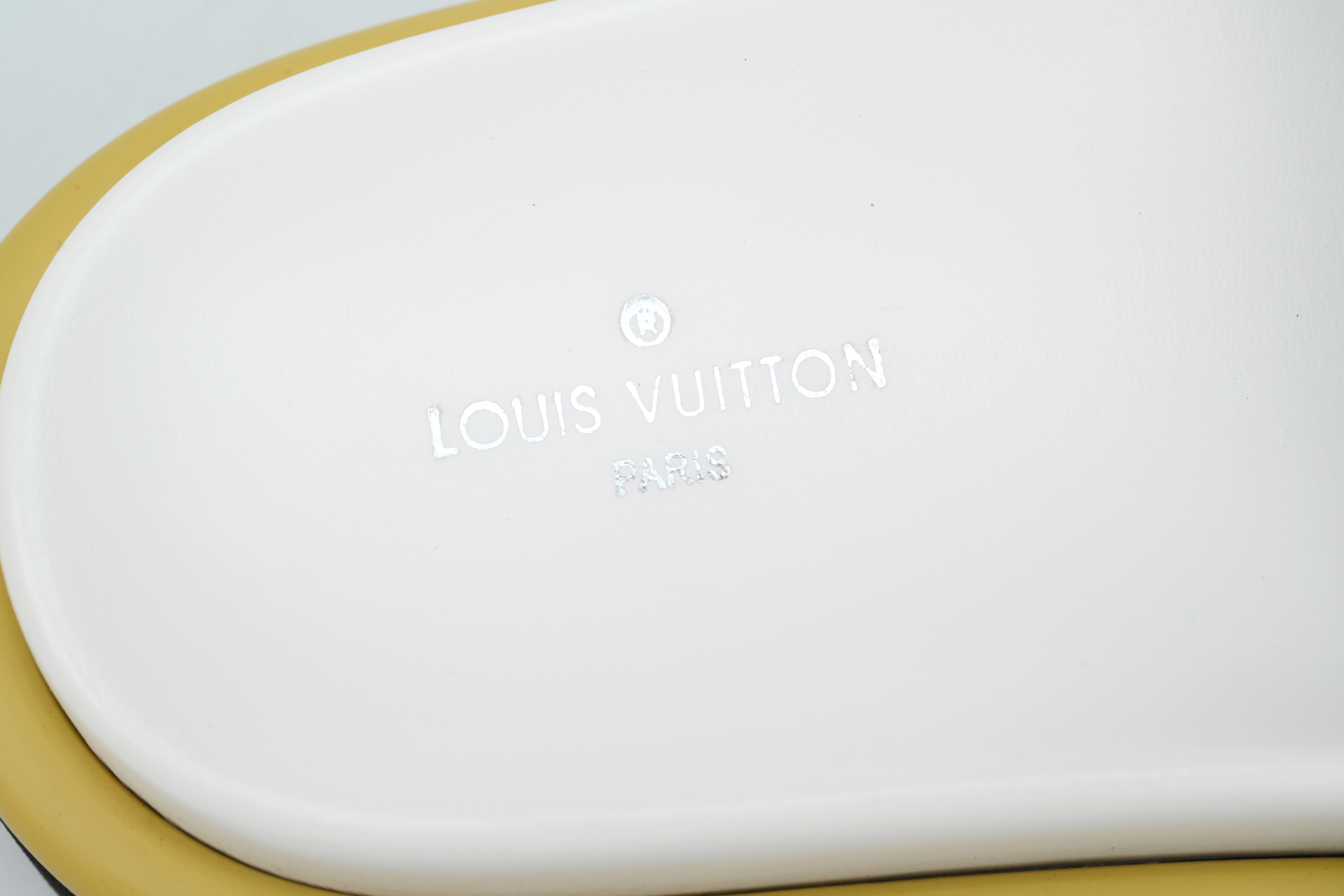 PK God Batch LOUIS VUITTON Pool Pillow Comfort White color grid
