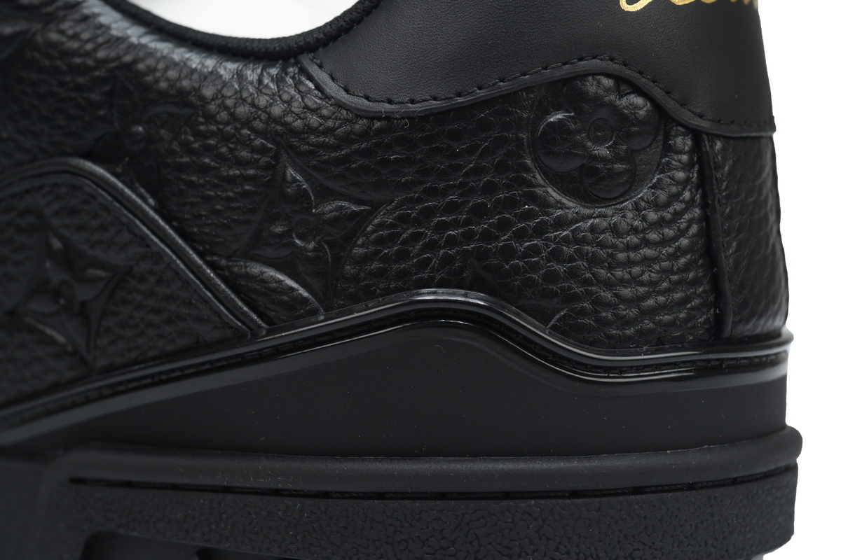 PK God Batch LOUIS VUITTON Trainer Black