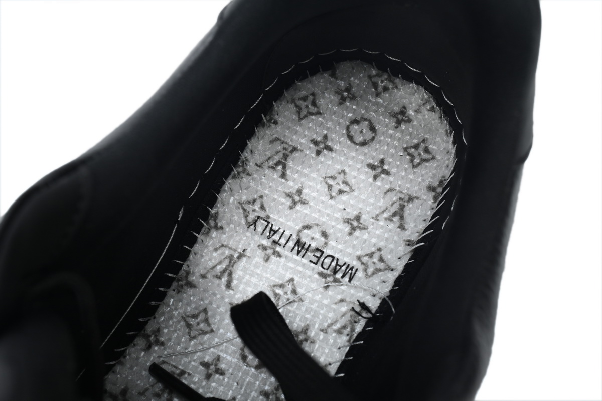 PK God Batch LOUIS VUITTON Trainer Black